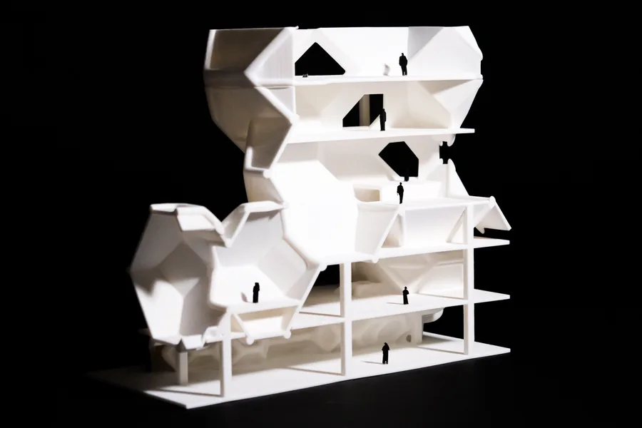 Model of intervention with existing building (1:100)