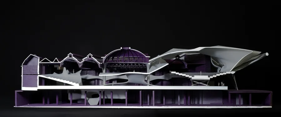 Section model 1:100.
